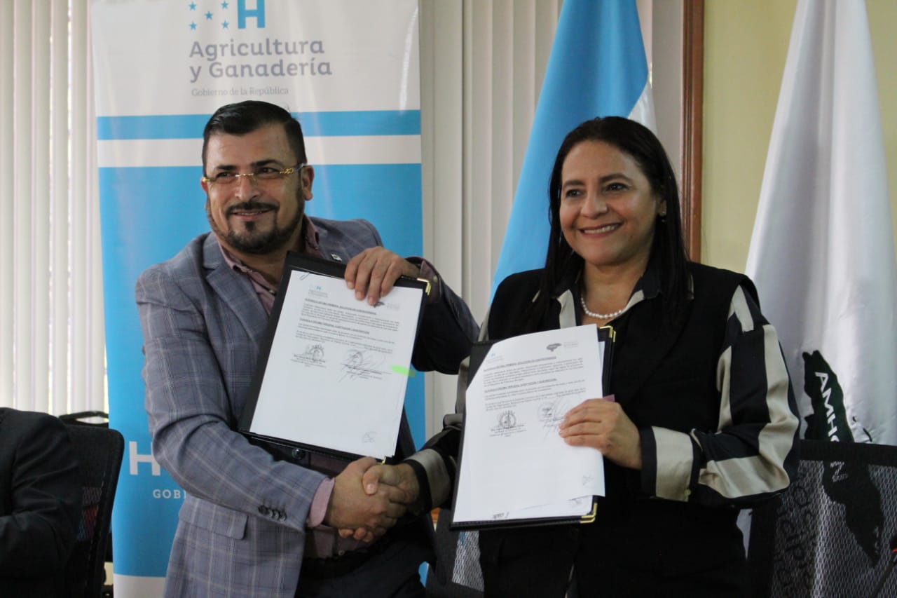 SAG y AMHON fortalecerán sector agroalimentario a nivel nacional, municipal y mancomunado